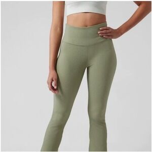 Athleta Elation Rib Crop Flare Pant Leggings Size Large Green Yoga Active
